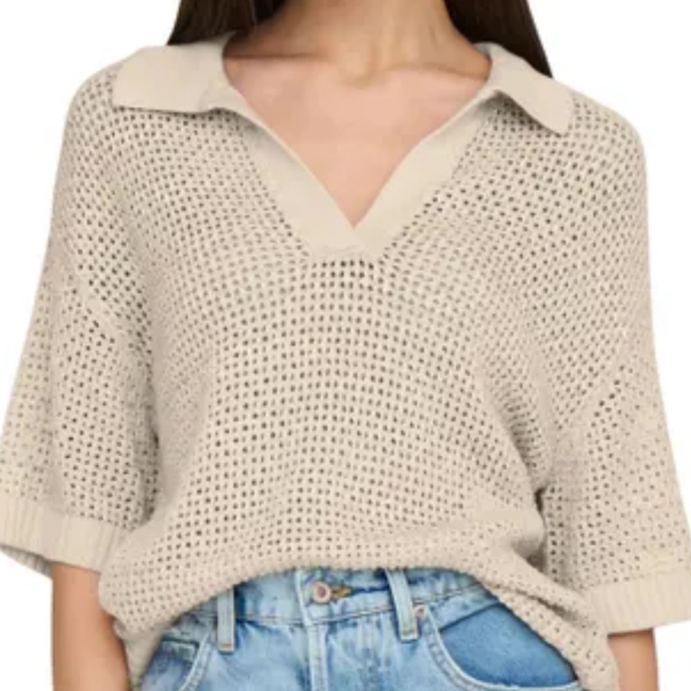 Time and Tru Women's Tan V-Neck Sweater